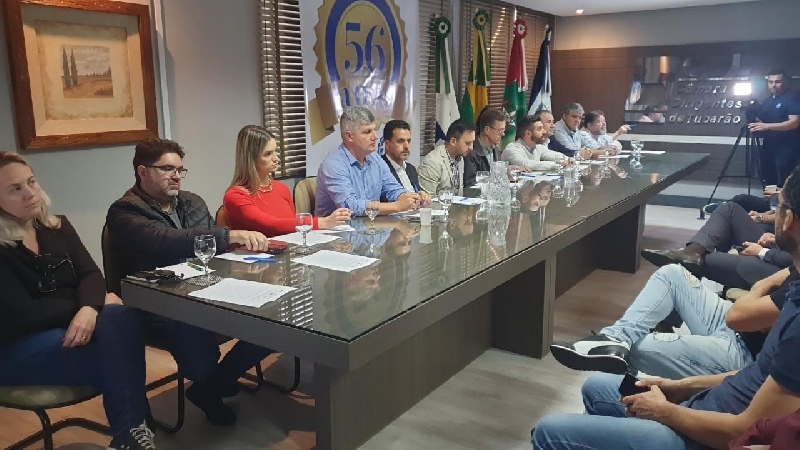 Entidades se reúnem com deputados eleitos em Tubarão e Amurel