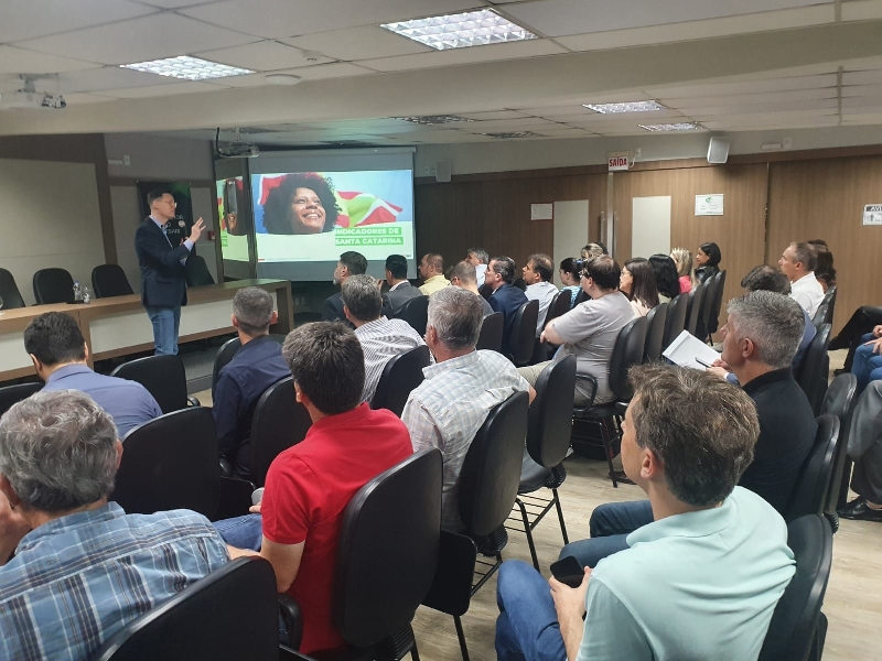 Desenvolvimento em pauta: ACIT recebe Secretário da Fazenda 