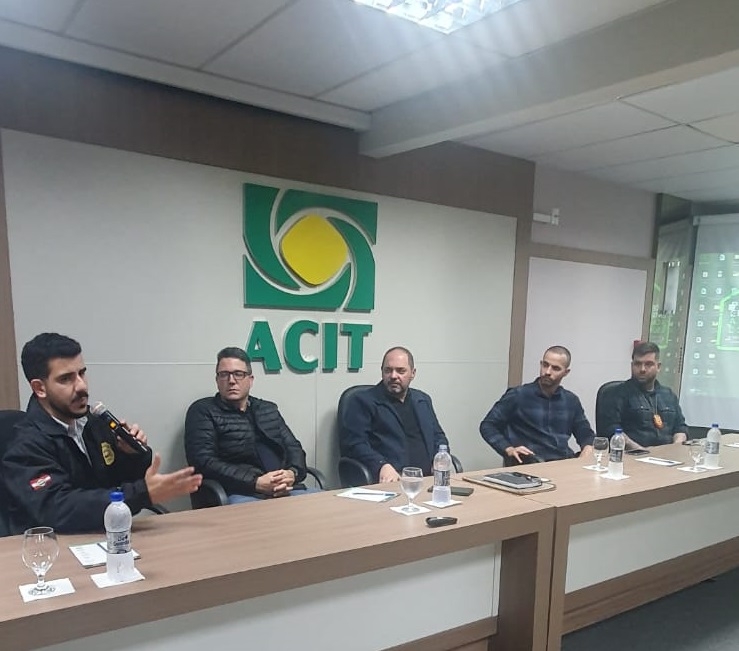 Conselho da ACIT recebe Delegado Regional e Delegados da DIC