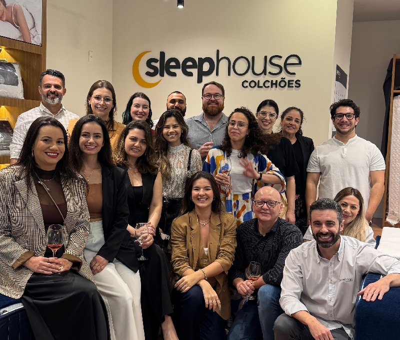 Núcleo de Arquitetura e Interiores da ACIT realiza visita à Sleep House