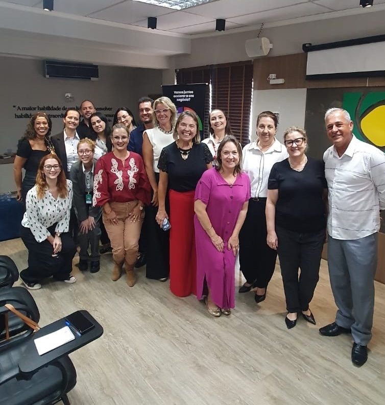 Reunião do Núcleo recebe juíza do trabalho e advogado e esclarece informações sobre NR1